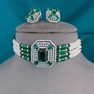 Ensemble collier et boucles d'oreilles tendance, finition de précision, ambiance haut de gamme, polissage argenté, perles CZ, collection de mariage pour femmes - Product Image 2