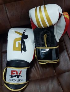 Guantes de boxeo de cuero PU de color con logotipo personalizado para artes marciales, Equipo de Boxeo fabricado con durabilidad de alta visibilidad - Product Image 5