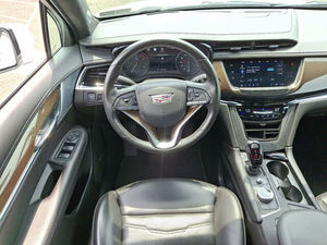 SUV XT6 PREMIUM LUXURY 2023 USADO EN EXCELENTES CONDICIONES, TRACCIÓN EN LAS CUATRO RUEDAS - Product Image 3