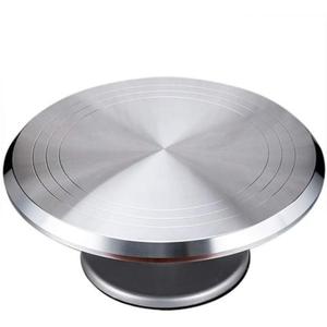 Support à gâteau en aluminium de qualité supérieure avec surface polie miroir et parfait pour les anniversaires et autres célébrations - Product Image 3