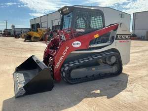 Chargeuse compacte sur pneus TAKEUCHI TL12R2 d'occasion, capacité nominale de 9 tonnes, moteur Kubota, pompe hydraulique Eaton, moteur de 60 kW, à vendre - Product Image 6