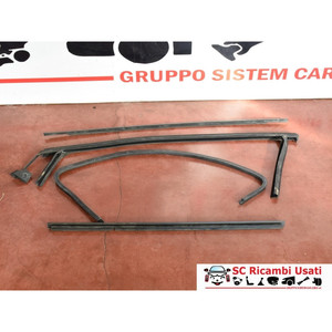 Guarnizione Finestrino Anteriore ABARTH 500 Fiat (07>) - Product Image 3