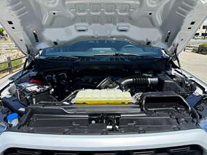 ฟอร์ด เอฟ-150 เอ็กซ์แอลที 4x4 ซูเปอร์ครูว์ แบล็ค โอปส์ แพ็คเกจแบล็ค โอปส์ ปี 2022, ระยะทางประมาณ 11,400 ไมล์, เครื่องยนต์ 5.0 ลิตร วี8, ระบบขับเคลื่อน 4 ล้อ - Product Image 5