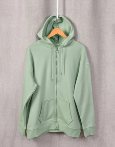 Sweat à capuche zippé tendance pour femmes de couleur verte fraîche, confort décontracté et élégant, parfait pour toute tenue - Product Image 3