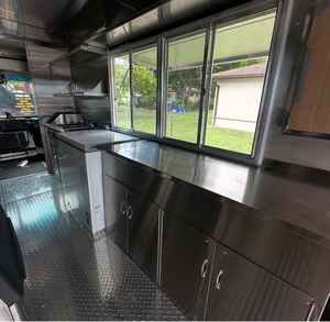 Camiones de Comida Móviles de Alto Rendimiento Listos para Usar en Venta, Calidad Premium para Snacks, Hot Dogs, Dulces, Entrega Rápida Incluida - Product Image 3