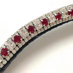 Cuir de cheval Diamante 3 rangées de cristaux noirs et clairs Bandeau à sourcils toutes formes toutes couleurs disponibles OEM accepté en gros bandeau à sourcils - Product Image 3