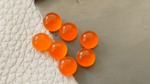 Haute qualité pierre pure naturelle rouge Agate ronde incrustée de pierres précieuses pour bricolage anneau collier pendentif boucles d'oreilles Bracelet - Product Image 3