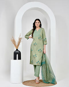 Ensemble de costume en coton vert Aabroo avec dupatta en mulmul, impression à la main, ensemble de costume fait à la main - Product Image 5