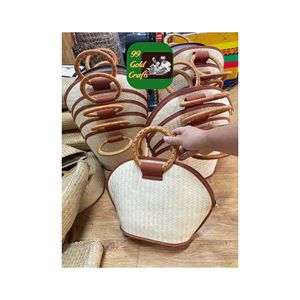 SAC À MAIN EN PAILLE DE SEAGRASSE FAIT MAIN ÉCOLOGIQUE POUR LES FEMMES STYLE DE TISSAGE NATUREL PARFAIT POUR LES PIQUE-NIQUES DE PLAGE D'ÉTÉ ET LA MODE QUOTIDIENNE - Product Image 3