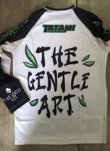 Rashguard unisexe respirant à manches longues personnalisé avec impression par sublimation durable et tissu peigné - Product Image 2