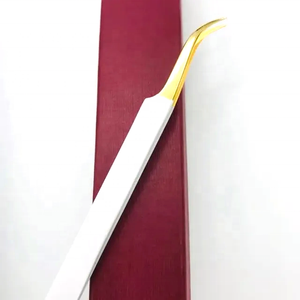 แหนบปลายแหลมสีทองสำหรับมืออาชีพ ขายส่ง สแตนเลส รับผลิตแบรนด์ส่วนตัว (OEM) พร้อมโลโก้และกล่องแบบกำหนดเอง สำหรับต่อขนตาแบบวอลุ่ม - Product Image 2