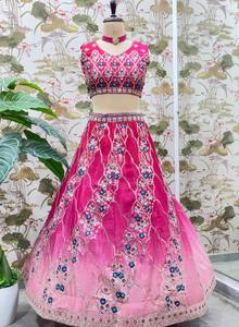 Salwar Kameez de Mariée Femme Attraction Rose, Ampleur Totale, Travail Gaufré, Traditionnel, Fête, Toutes Saisons, Chinon Rembourré, Séchage Rapide - Product Image 5