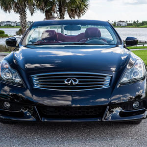 CLEAN 2014 Infiniti Q60 IPL Cabriolet Volant à Gauche Émissions Euro IV - Product Image 1