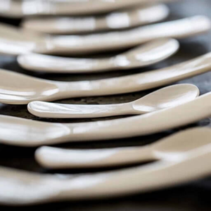 Venta caliente AMZ Caviar Cucharas para servir de madre natural de cucharas de perla para cuchara de comedor fina y tenedor Combo para comedor - Product Image 6