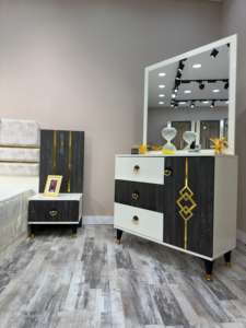 Meubles de chambre à coucher modernes et luxueux, ensemble de chambre à coucher réglable en bois et métal avec rangement, style minimaliste pour appartement, villa, maison, hôtel - Product Image 3