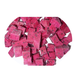 Fruit du dragon congelé IQF de qualité supérieure, dynamique, sucré et prêt à l'emploi, parfait pour les marques sur les marchés des jus, des desserts glacés et des collations - Product Image 2