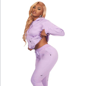 ชุดวอร์มผู้หญิงที่มีสไตล์และสะดวกสบาย-ผ้าคุณภาพสูงเหมาะสำหรับกีฬาและแฟชั่น - Product Image 4