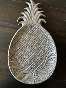 Bandeja de Piña Art Deco Plateada con Asa, Elegante Bandeja para Servir y Decorar para el Hogar, Bodas y Cenas de Aniversario - Product Image 2