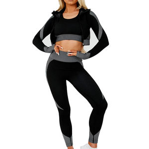 Ropa de gimnasio de 3 piezas, ropa de gimnasio transpirable para mujer, conjuntos de Yoga de alta calidad hechos a medida, entrenamiento para mujer sin costuras - Product Image 1
