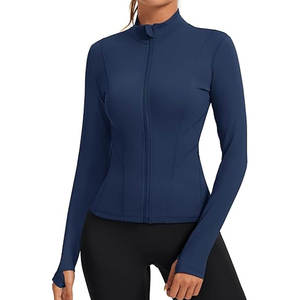 Veste de golf pour femme avec col montant en tissu extensible tricoté pour un confort respirant et écologique sur le parcours de golf - Product Image 1