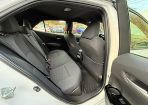 Meilleures ventes 2023 : Corolla SE automatique avec moteur 4 cylindres, conduite à gauche, sièges en cuir, caméra de recul - Product Image 2