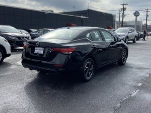 Nissan Sentra Berline SV FWD 2025 d'occasion en parfait état, moteur 2L 149 CV, 4 928 milles, transmission variateur, à vendre - Product Image 4