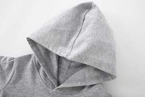 Sudadera con Capucha para Niños, Suave y Elegante, 100% Poliéster, Ofrece Calidez, Flexibilidad y un Estilo Casual Moderno para Uso Diario - Product Image 5