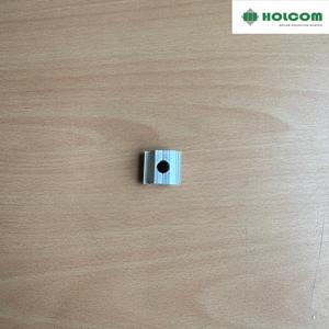 Système de montage solaire en aluminium anodisé 6005-T6 de haute qualité Profil d'écrou de 10 ans fabriqué au Vietnam pour abri de voiture au sol sur le toit - Product Image 4