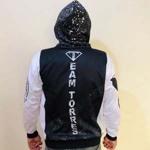 เสื้อมีฮู้ดแบบซับลิเมตเกรดพรีเมี่ยมสำหรับทุกเพศเสื้อคิกบ็อกซิ่งใส่ได้ตามต้องการโลโก้ที่กำหนดเองมีฮู้ดแบบสวมหัวมีฮู้ด450 GSM - Product Image 2