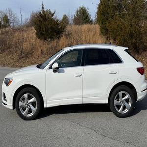 EXCELENTE ESTADO Audi Q3 quattro Premium 40 TFSI 2022 - Product Image 2