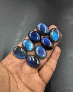 Haute qualité 190ct bleu Flashy Labradorite lisse ovale 18x25mm Cabochon pierres précieuses en vrac naturelles pour la fabrication de bijoux Lot en gros - Product Image 1