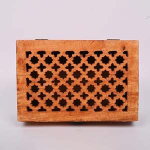 Samhita Mango Wood Decorative Storage <b>Box</b> with <b>Hinged</b> Lid and Jali Carvings <b>for</b> Christmas Gifts 22.86cm X - Product Image 4
