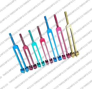 Juego de diapasones de 7 piezas de aluminio para terapia de sonido, meditación, curación y relajación de chakras con bolsa de transporte TARIQ MFG CO - Product Image 1