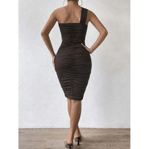Vestido Corto de Mujer con Hombros Descubiertos, Tirantes Asimétricos y Detalle Fruncido, 35165 - Café - Product Image 4