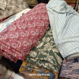 Tissu de bloc de main en gros 100% coton doux tissu de teinture naturelle pour la couture et les enfants pour rideaux oreillers robe, tissu indien - Product Image 4