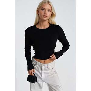 Blusa Básica de Punto con Cuello Redondo - Blanca - Blanca - Product Image 5