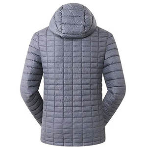 Chaquetas de invierno de nailon personalizadas al por mayor de fábrica, chaquetas de invierno acolchadas impermeables con estilo de burbuja, abrigos deportivos de invierno con capucha - Product Image 3