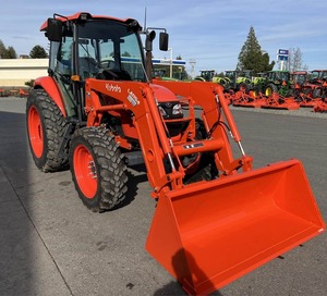 Tracteur agricole KUBOTA d'occasion avec chargeur LA1154, livraison rapide, prix bas, avec pompe et composants essentiels de transmission, à vendre - Product Image 2