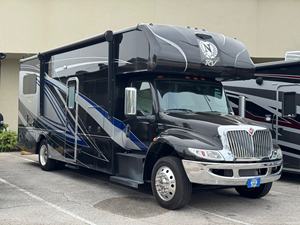 Wholesale Used 2019 2020 Nexus RV Triumph 30TSC Lightweight Waterproof Travel Trailer with 7 Person Sleeping Capacity Available - Product Image 1