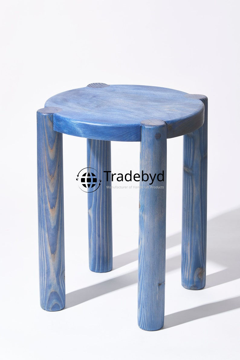 Available in different Colors