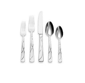 Ensemble de couverts contemporains en acier inoxydable 304, légers, avec manches en plastique poli, écologiques, pour une utilisation quotidienne élégante à table - Product Image 2