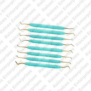 Nueva llegada Kit de limpieza dental de acero inoxidable con herramientas de dentición Juego de instrumentos de llenado manual a precio de fábrica - Product Image 1