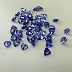 Неотапливаемый натуральный Шри-Ланка, модный синий цвет, новый стандартный сорт треугольной формы, свободный Танзанит 5 мм, 21,44 карат, драгоценные камни