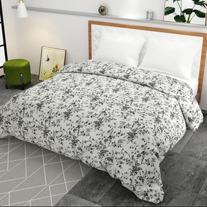 Juego de colcha acolchada blanca | Juego de edredón de microfibra bordado de 3 piezas | Proveedor OEM de ropa de cama para hotel y hogar - Product Image 3