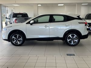 Acquista <span class=keywords><strong>ora</strong></span> auto usate: Nissan Qashqai ST-<span class=keywords><strong>L</strong></span> 1.3L T Hatchback 2025, pronta per la spedizione - Product Image 4