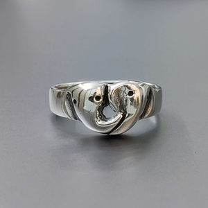 Everyday Wear Geometric Pattern <b>Ring</b> 4.2 Grams <b>Plain</b> <b>Silver</b> Zircon Gemstone Platinum Stainless Steel IGI Certified for Wedding - Product Image 1