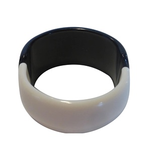 Accessoires Bracelet Résine Noir Blanc Couleur Top Qualité pour Cadeau Fête Mariage Utilisation Bracelet Résine Epoxy pour la Vente la Plus Chaude - Product Image 5