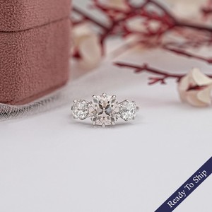 Excelente calidad Natural 14K oro blanco Tri Diamond Old Mine cojín corte anillo de compromiso para mujeres bisel ajuste boda fina - Product Image 3