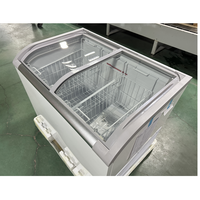 Vitrine congélateur portable Kenkuhl avec porte coulissante en verre incurvé pour la présentation de glaces