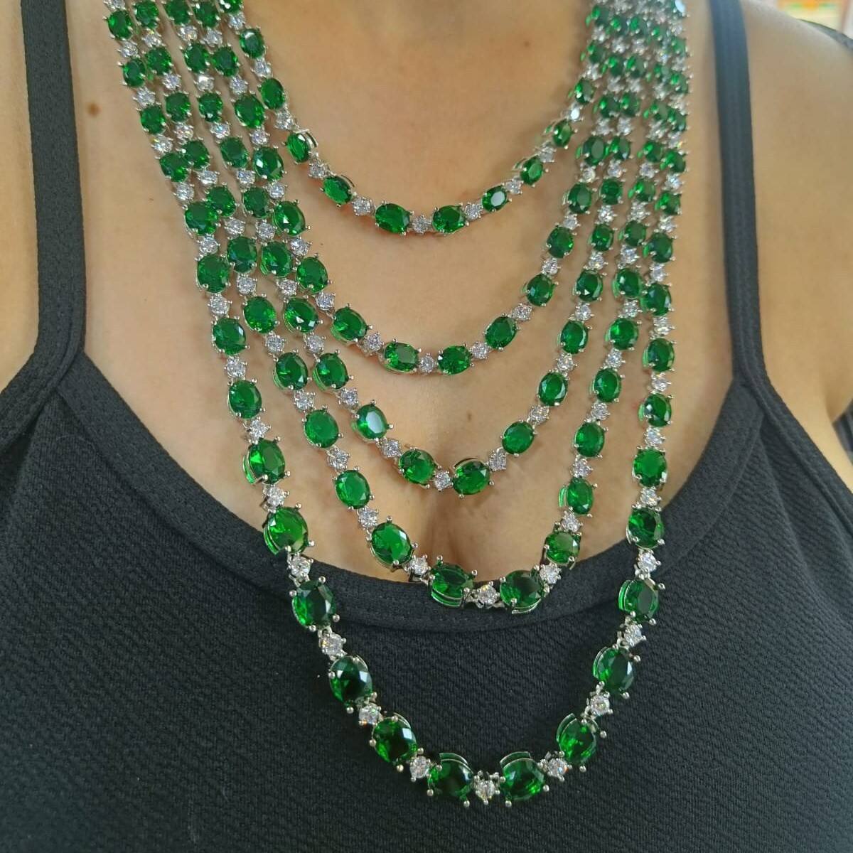 สีเขียว